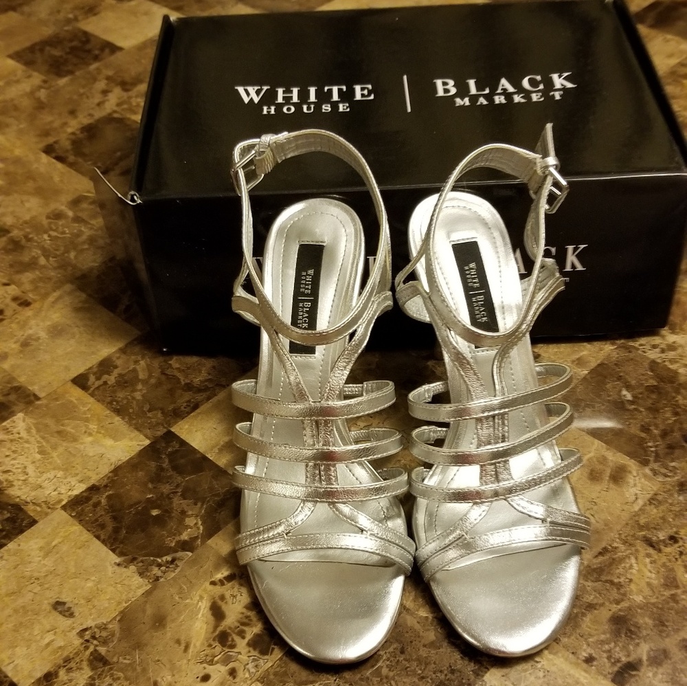 SILVER STRAPPY HEELED SANDALS